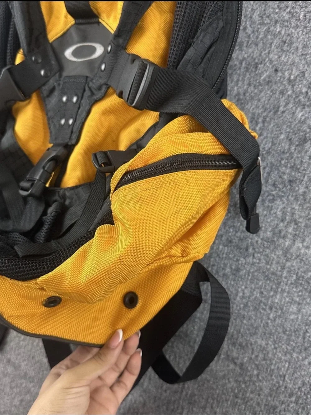 Oakley Icon 2.0 Yellow and Black Tactical Backpack